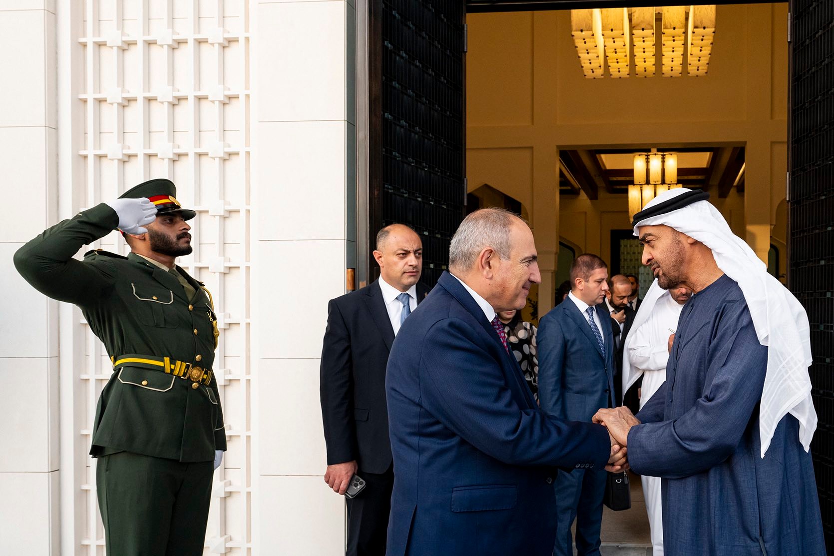 Փաշինյան-ԱՄԷ նախագահ