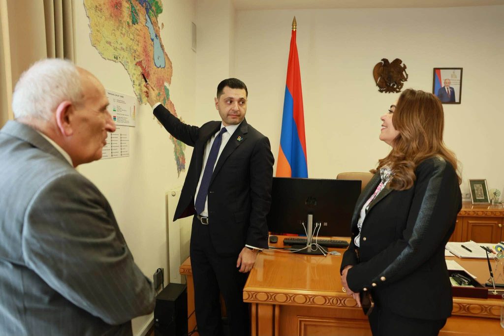 ՇՄ նախարարը և Եգիպտոսի դեսպանը քննարկել են բնապահպանական համագործակցության ընդլայնման հնարավորությունները