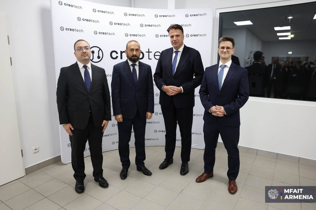 Միրզոյանը Լեհաստանում այցելել է արբանյակային համակարգեր մշակող ընկերություն