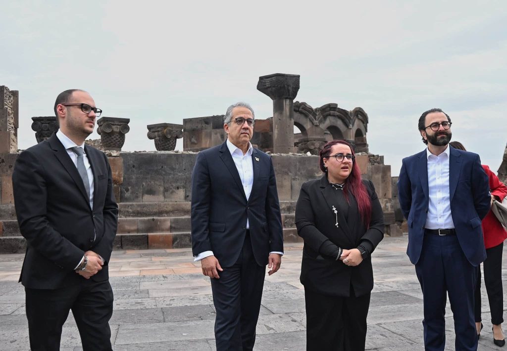 ՅՈՒՆԵՍԿՕ-ի գլխավոր տնօրենն այցելել է Զվարթնոց տաճար