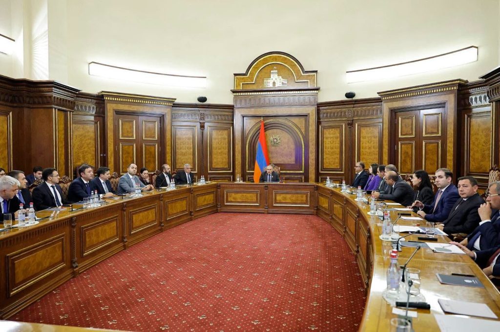Վարչապետի գլխավորությամբ քննարկվել են պետական ակտիվների արդյունավետ կառավարմանը վերաբերող հարցեր