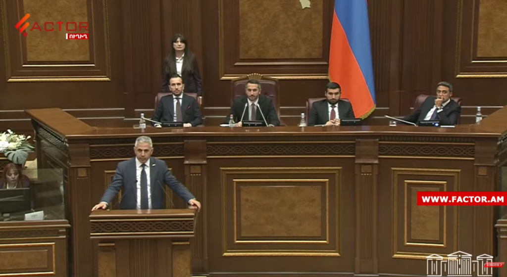 «Անվանական քվեարկությունը ֆիքսվելու է, իսկ դուք անեծքից ոնց որ շատ էիք վախենում». Ղազարյանը՝ ՔՊ-ին. ՏԵՍԱՆՅՈՒԹ